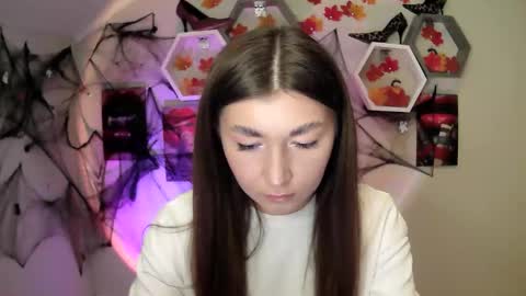 sweet girl and shine body online show from October 13, 9:09 am
