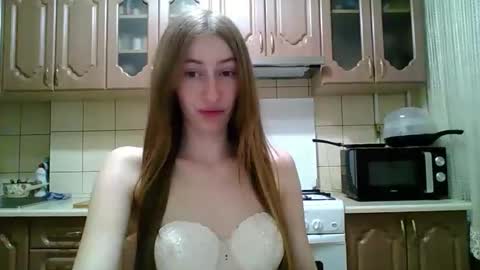 Monica online show from May 13, 8:06 pm