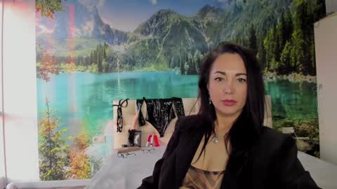 Snapshot of monica_weisss chatting on January 14, 5:08 am monica_weisss online show from January 14, 5:08 am