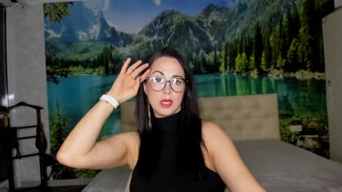 Snapshot of monica_weisss chatting on January 15, 9:41 pm monica_weisss online show from January 15, 9:41 pm