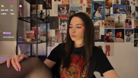 Snapshot of monicarocket chatting on January 3, 3:55 pm Monica online show from January 3, 3:55 pm
