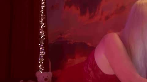 Snapshot of monicutex chatting on February 14, 2:41 am Monika online show from February 14, 2:41 am