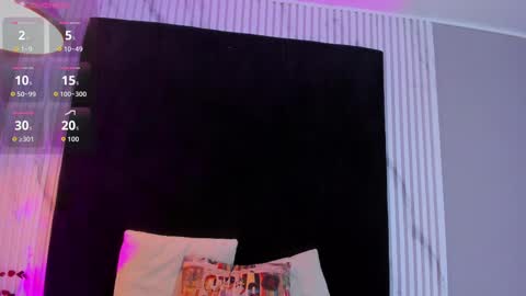 MONIK FOX online show from September 23, 8:45 pm