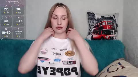 Snapshot of monika_luire chatting on September 17, 1:13 pm Monika online show from September 17, 1:13 pm