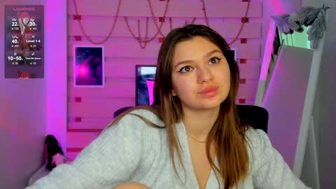Snapshot of monika_youu chatting on December 9, 11:56 pm Monika online show from December 9, 11:56 pm
