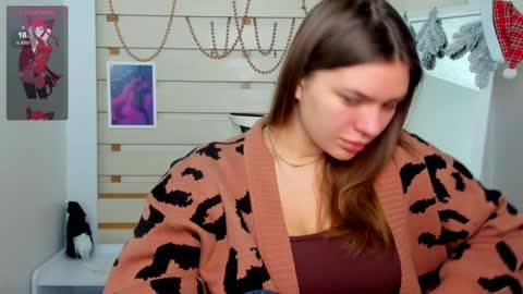Snapshot of monika_youu chatting on December 13, 8:20 am Monika online show from December 13, 8:20 am