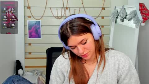Snapshot of monika_youu chatting on December 22, 4:27 pm Monika online show from December 22, 4:27 pm