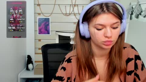 Snapshot of monika_youu chatting on January 7, 3:54 pm Monika online show from January 7, 3:54 pm