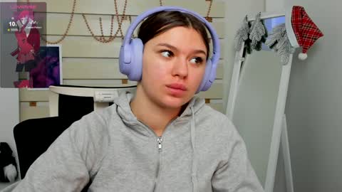 Snapshot of monika_youu chatting on January 12, 12:01 pm Monika online show from January 12, 12:01 pm
