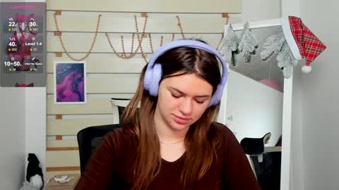 Snapshot of monika_youu chatting on January 18, 8:31 am Monika online show from January 18, 8:31 am