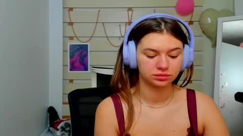 Snapshot of monika_youu chatting on February 13, 1:26 pm Monika online show from February 13, 1:26 pm
