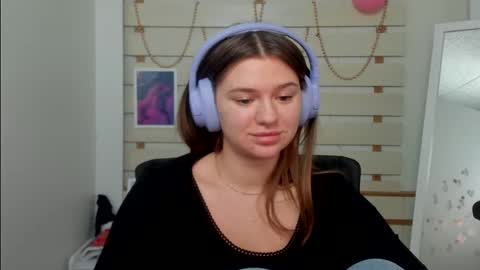 Snapshot of monika_youu chatting on February 23, 10:28 am Monika online show from February 23, 10:28 am
