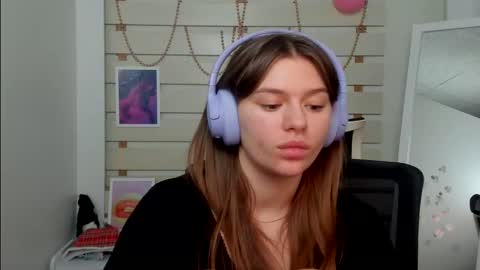 Snapshot of monika_youu chatting on February 23, 1:32 pm Monika online show from February 23, 1:32 pm