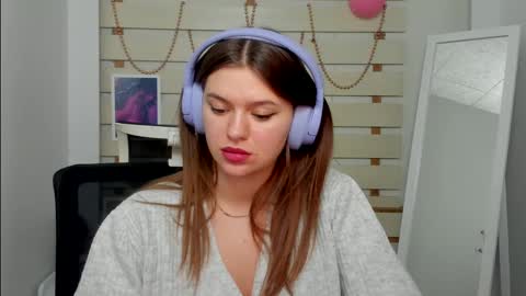 Snapshot of monika_youu chatting on February 24, 5:20 pm Monika online show from February 24, 5:20 pm