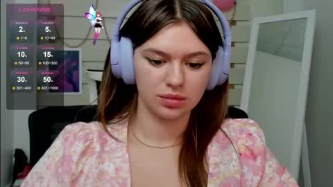 Snapshot of monika_youu chatting on March 8, 11:27 am Monika online show from March 8, 11:27 am