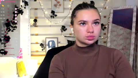 Snapshot of monika_youu chatting on October 26, 12:55 pm Monika online show from October 26, 12:55 pm