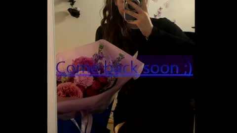 Monika online show from May 6, 12:43 pm