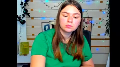 Monika online show from May 11, 2:45 pm