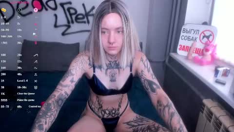 monikalowww online show from June 26, 2:38 am