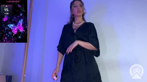 Snapshot of monikate_ chatting on February 22, 5:57 pm Himy name Kateim pvt model with hairy pussy online show from February 22, 5:57 pm