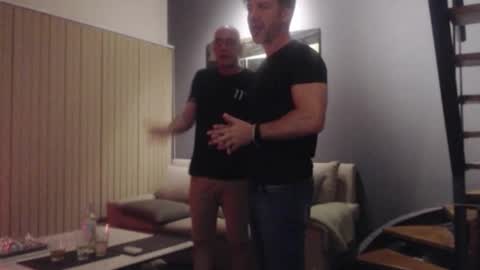 Snapshot of monikfree chatting on December 9, 9:28 am Monikfree online show from December 9, 9:28 am