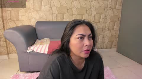 monikk__harrison online show from February 5, 11:55 am