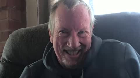 Monkee Dance online show from November 30, 7:29 pm