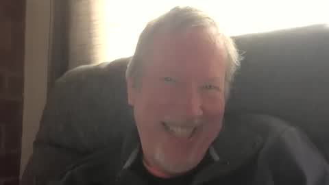 Monkee Dance online show from December 15, 6:23 pm