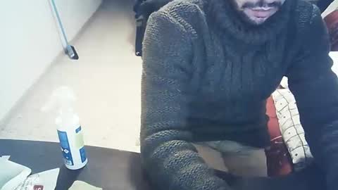 monkeydmajoub89 online show from January 1, 7:10 pm