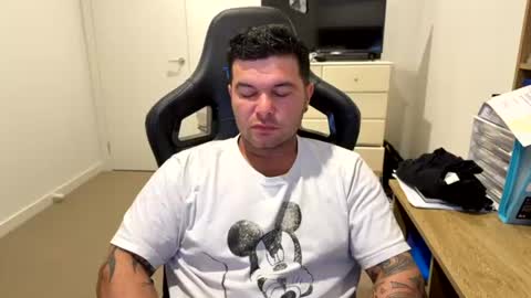 monkeydward1 online show from June 20, 9:12 am