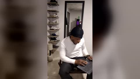 monky_ancestral online show from June 22, 11:13 pm