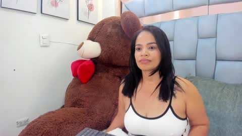 Monserrat  online show from May 22, 6:46 pm