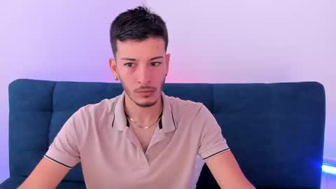 Snapshot of monster_cock4u_ chatting on September 11, 4:07 pm monster_cock4u_ online show from September 11, 4:07 pm
