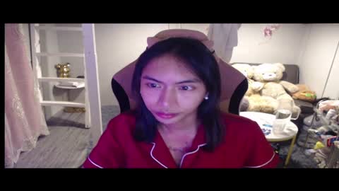 ELYSE A SIMPLE GIRL online show from March 29, 12:38 pm