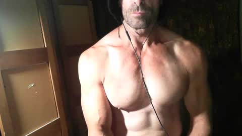 Snapshot of monsterdildos chatting on December 23, 4:01 am monsterdildos online show from December 23, 4:01 am