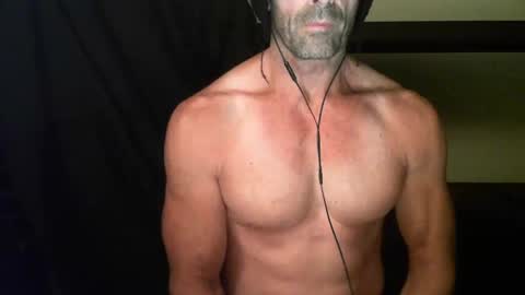 Snapshot of monsterdildos chatting on January 8, 10:59 am monsterdildos online show from January 8, 10:59 am