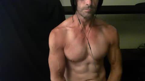 Snapshot of monsterdildos chatting on January 11, 11:35 pm monsterdildos online show from January 11, 11:35 pm