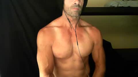 Snapshot of monsterdildos chatting on February 6, 8:50 am monsterdildos online show from February 6, 8:50 am