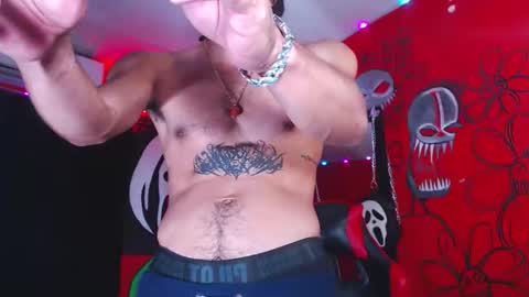 Snapshot of monsterdominationx chatting on October 17, 1:25 pm Xavier Rodriguez online show from October 17, 1:25 pm