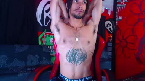 Snapshot of monsterdominationx chatting on October 26, 12:55 pm Xavier Rodriguez online show from October 26, 12:55 pm