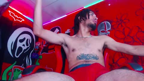 Snapshot of monsterdominationx chatting on November 27, 1:46 pm Xavier Rodriguez online show from November 27, 1:46 pm