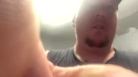 Snapshot of montana6897 chatting on July 24, 7:39 am Kingalby817 online show from July 24, 7:39 am