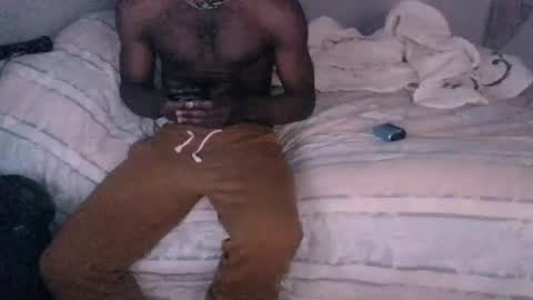 montydxxx2 online show from February 4, 12:27 am