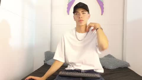   online show from June 24, 12:26 pm