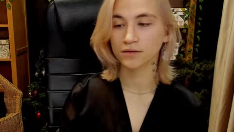 Katrin online show from December 12, 10:09 pm