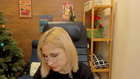 Katrin online show from December 25, 4:12 am