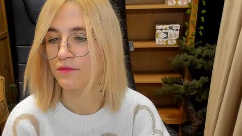 Katrin online show from December 26, 3:27 am