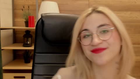 Katrin online show from January 7, 6:56 pm