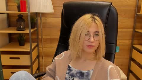 Katrin online show from January 9, 12:35 am