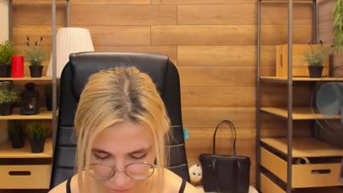 Katrin online show from January 28, 2:00 am